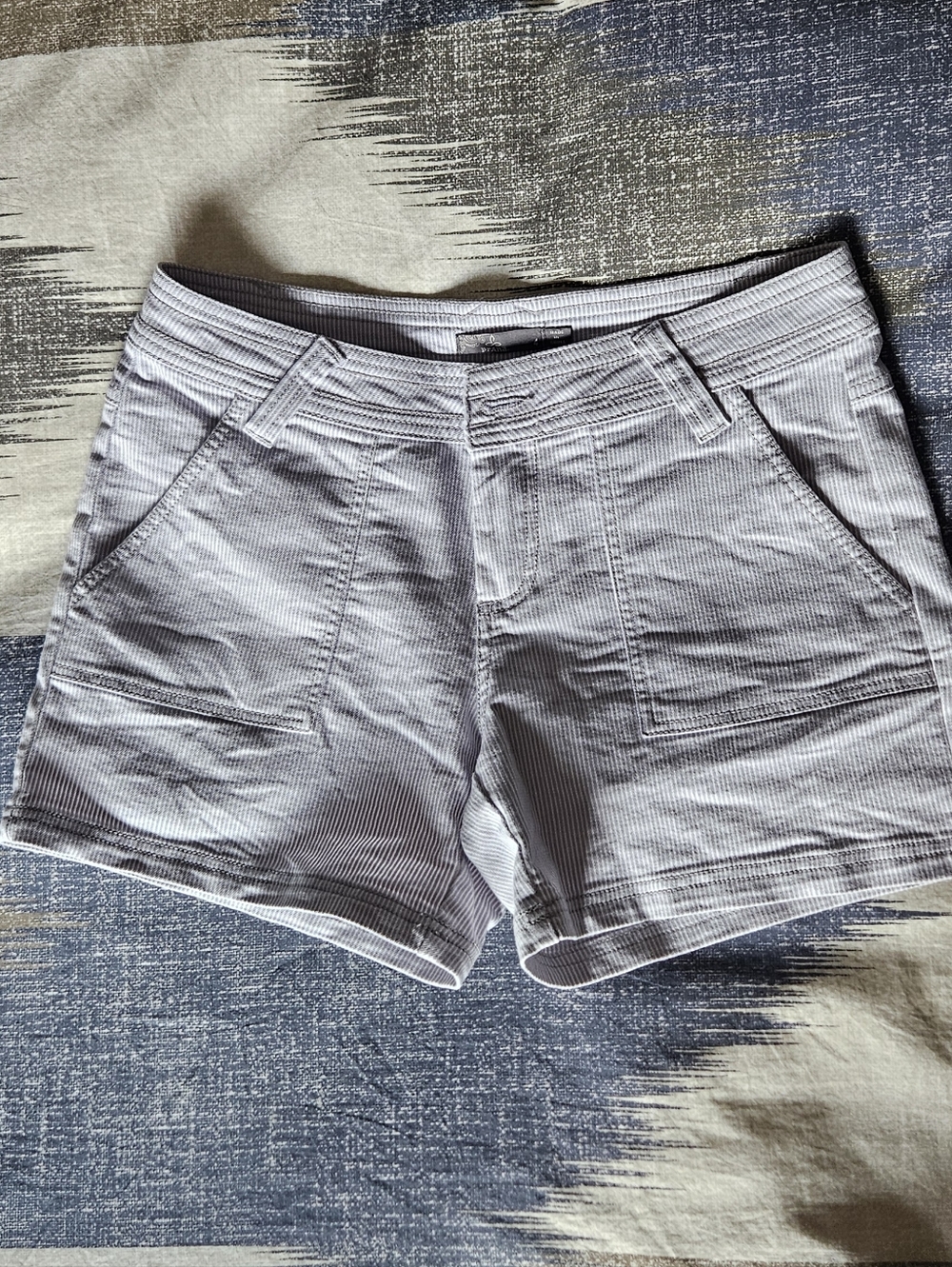Prana White & Light Gray Striped Women’s Jean Shorts